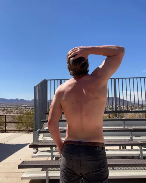 Oh I know you want in there by WildGod69