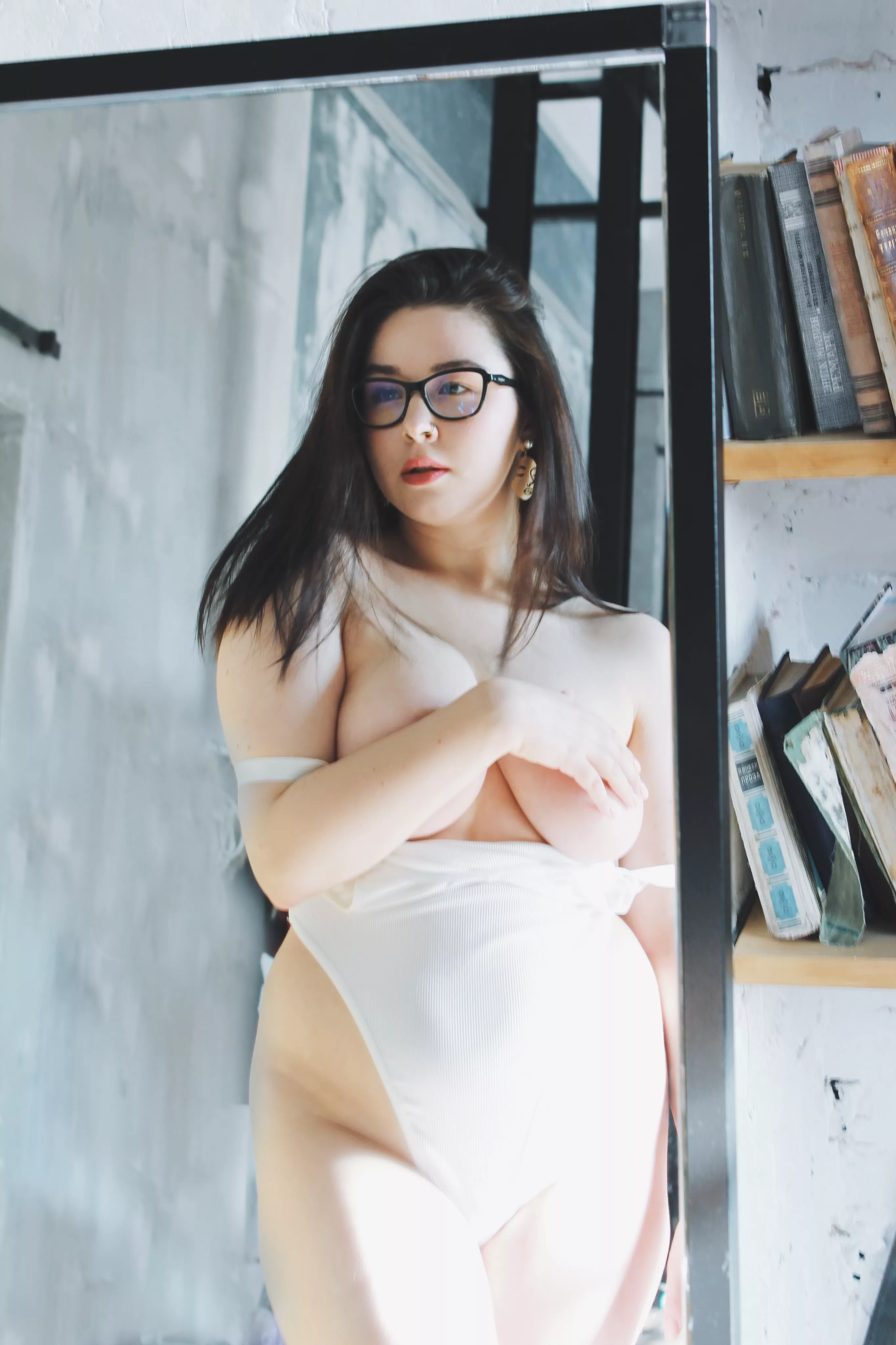 Oh no, seems like somone stole my clothes :D posted by lutinliz