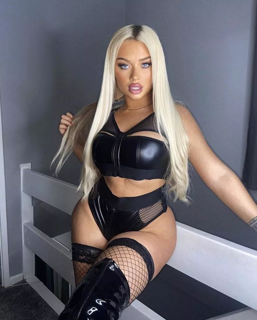 Oh yes 😎 posted by WankersParadise