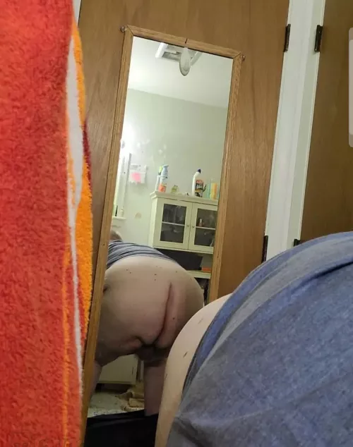 O....hi there 😏 by cticklefeind