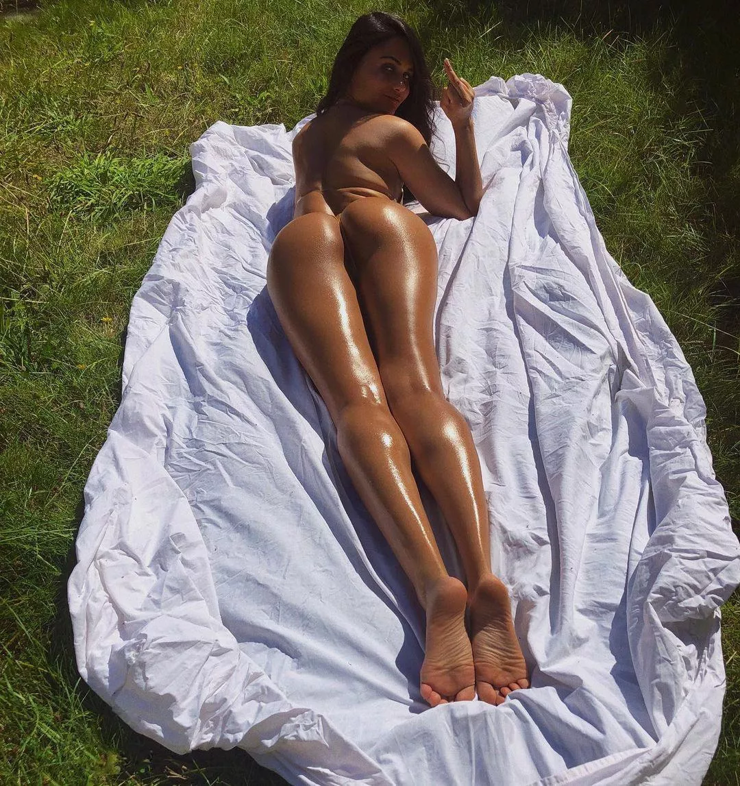 Oiled Up? posted by broadtested