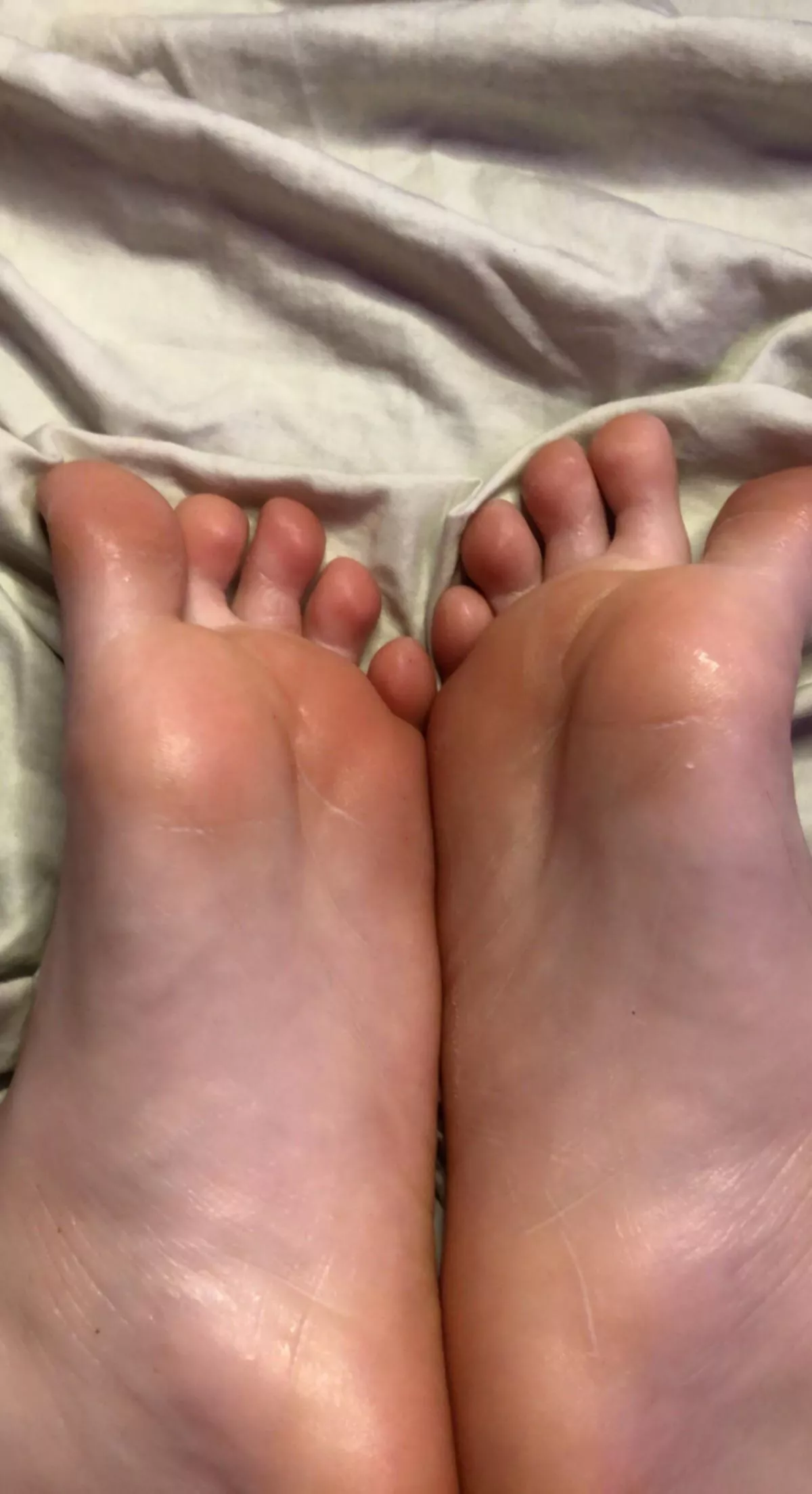 oiled up for u ☺️😍❤️ posted by solarxsage