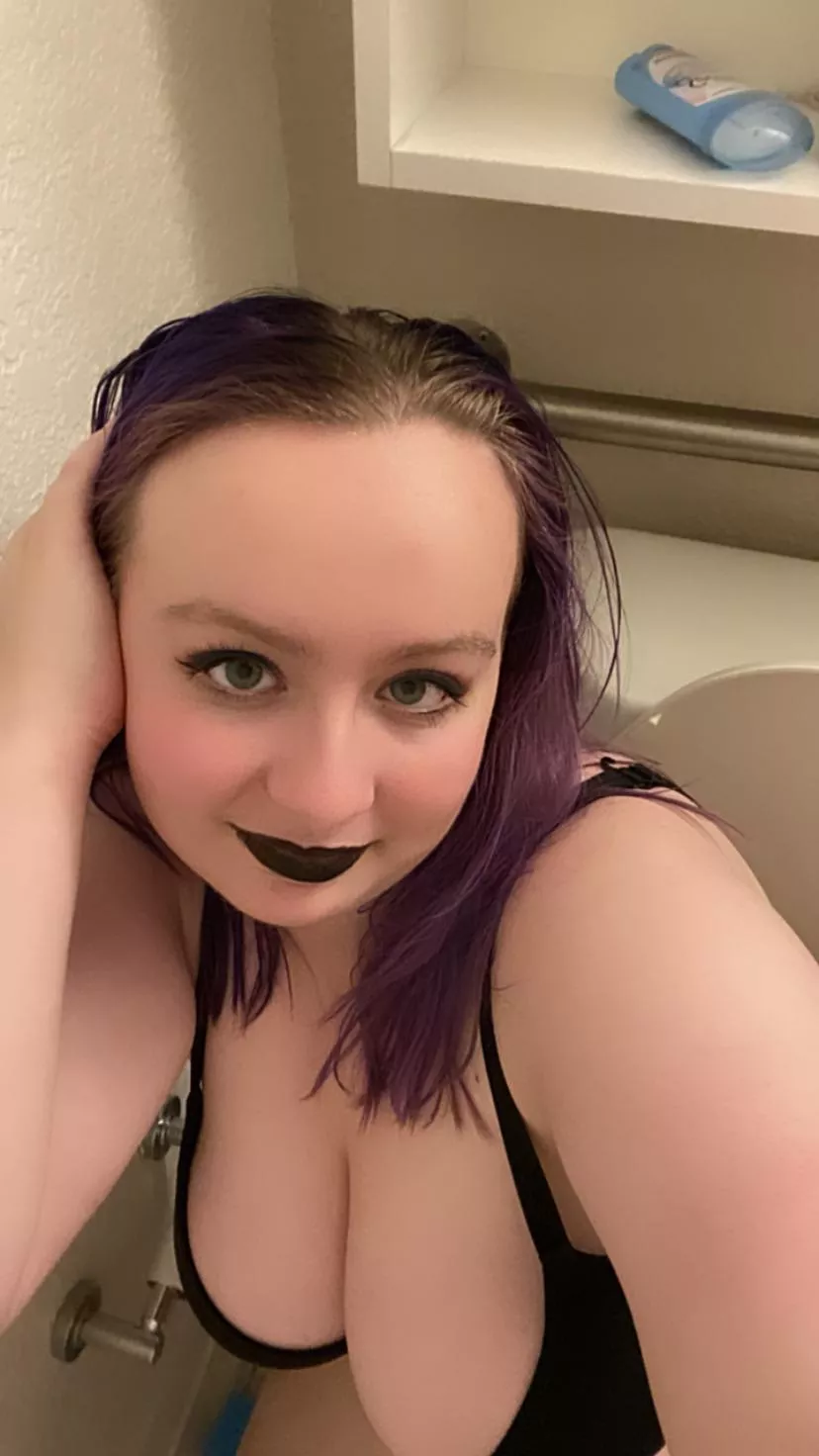 Okay with my Tits posted by Sweet_peaches04