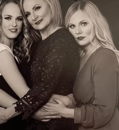 Oldies but still sexy by 61890M