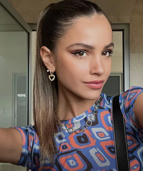 Olivia Grivas by gem__3000