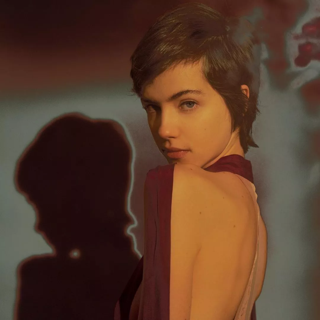 Olivia Martin posted by GlamMetalLion