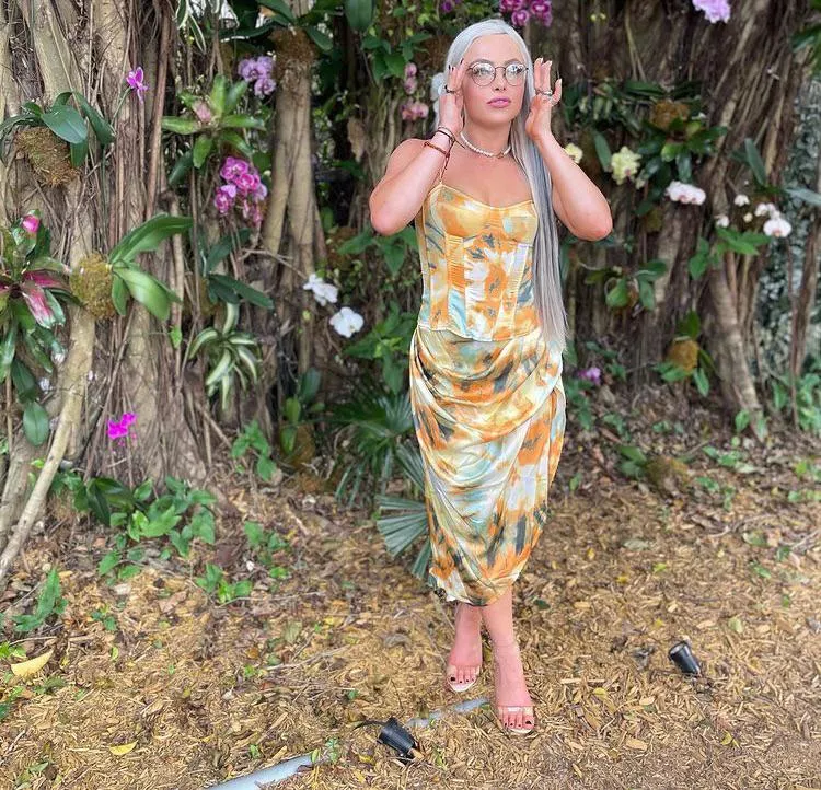 OMFG LIV IS SO GORGEOUS posted by Friend-Fabulous