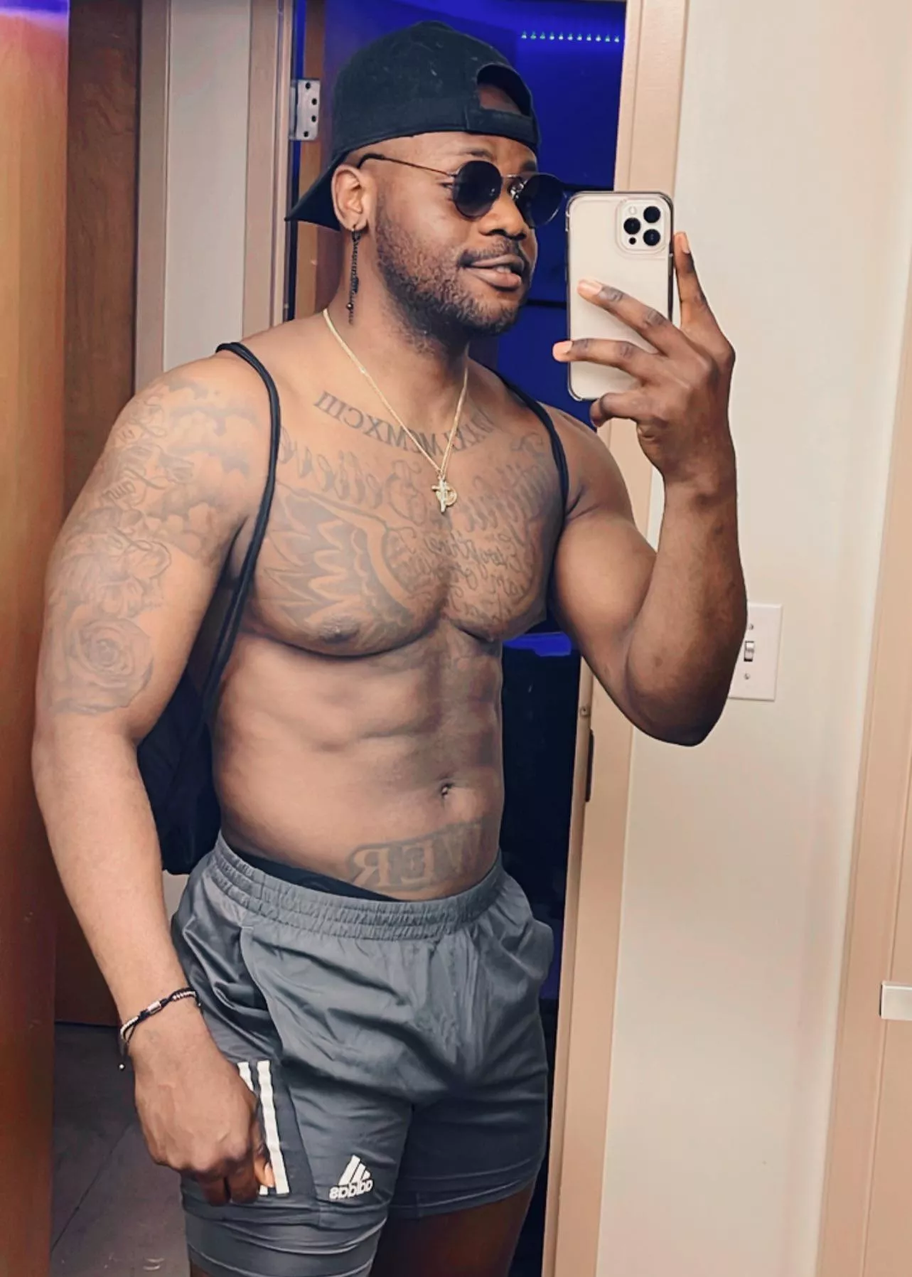 Omw to the gym posted by iamglacier