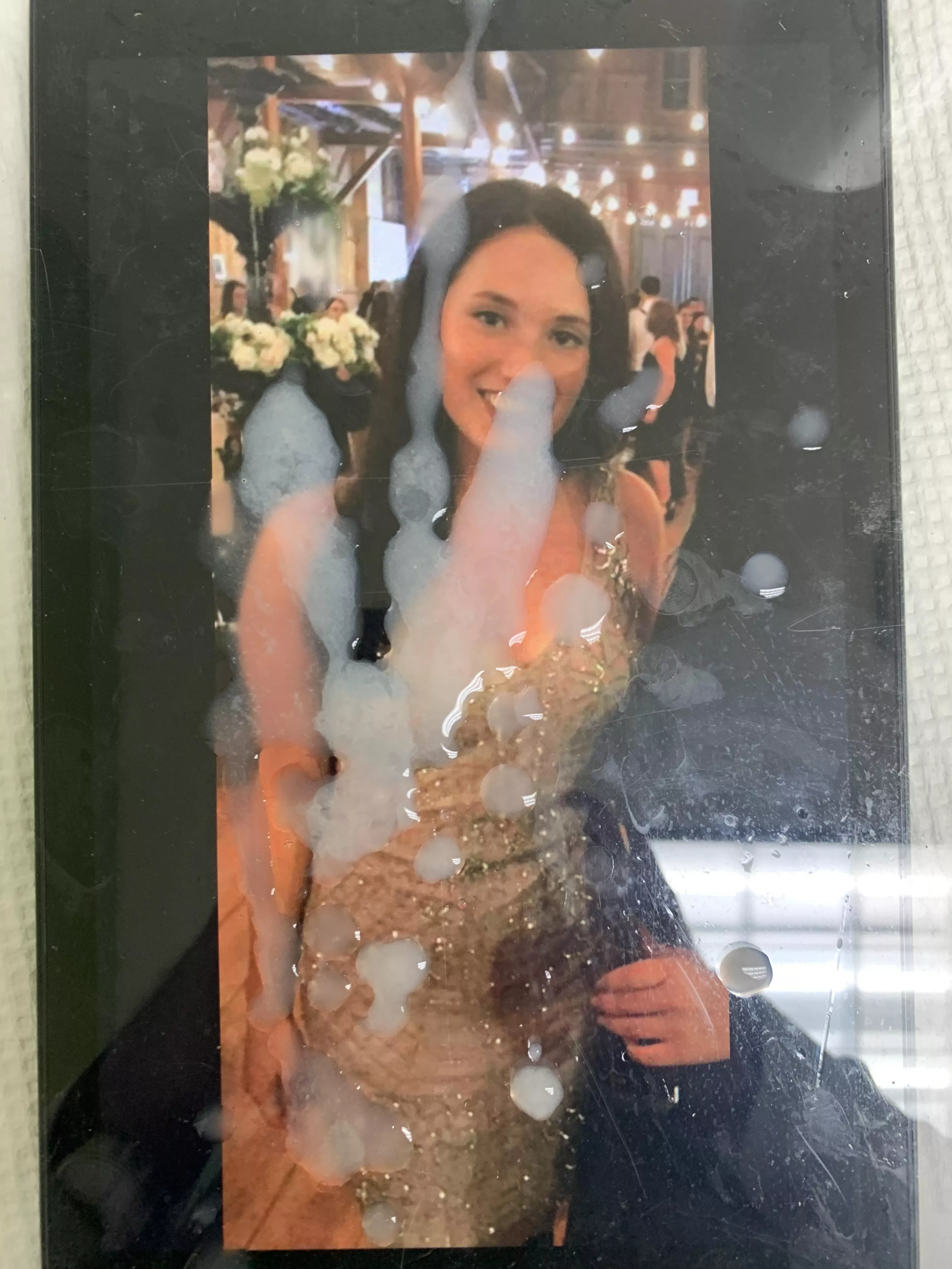 On her sparkling dress! posted by merbs88