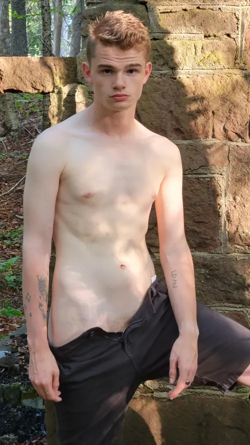 On my way to loot your dungeon by Blair_Sunxx