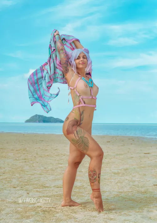 On the beach in thailand by Twerk-kitty