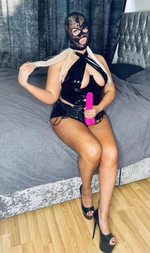 On Wednesdays we wear pink by sparkly-and-savage