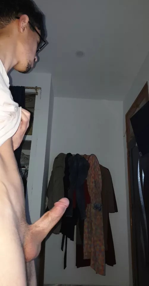 on your knees! by thick_00