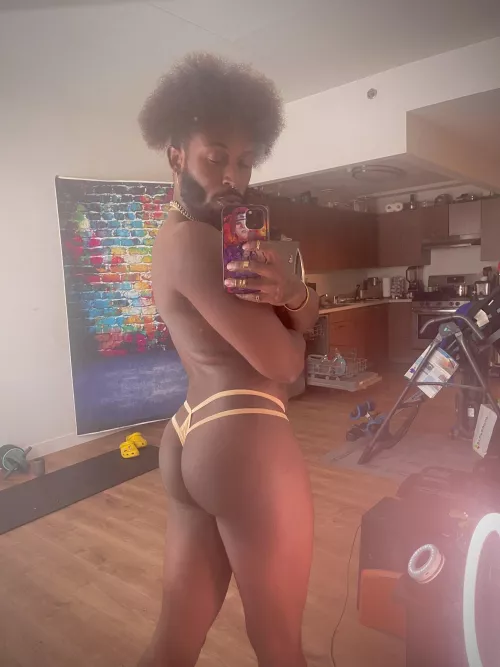 One of my favorite thongs😊 by No_Leadership_8687