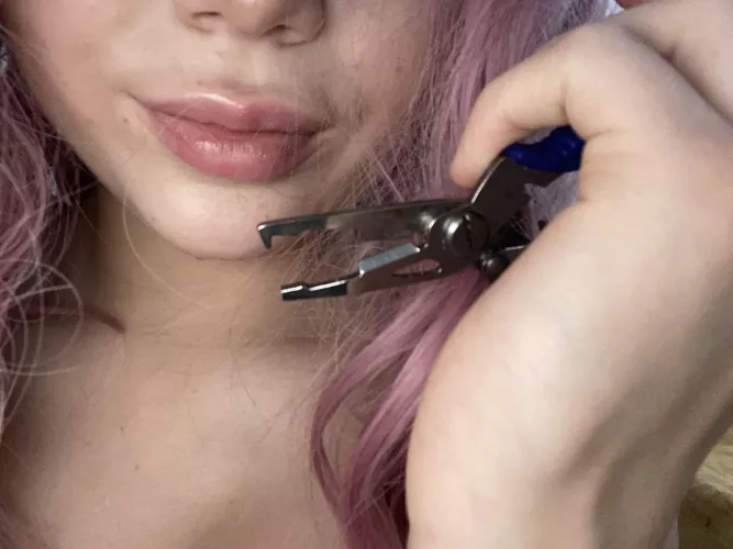 One of my favourite things to use on pathetic subs 👀😈 [domme] by Miss-Violet11