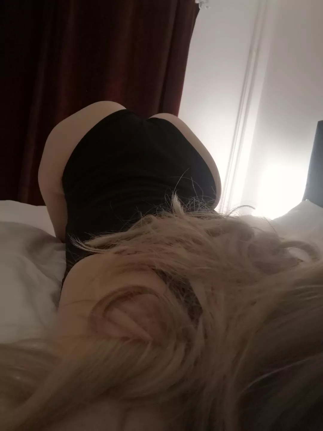 one thing missing in this photo and that's someone standing behind me and spanking my ass posted by Tallgirlbianca