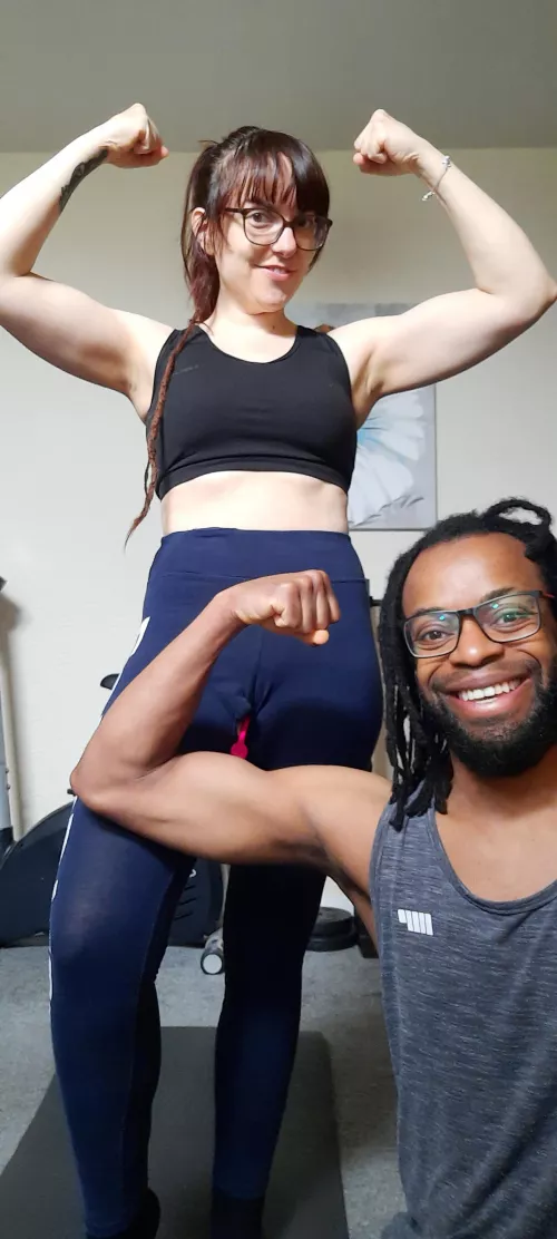 Online now for a naughty workout. chaturbate.com/jack_for_jill by jackforjill2016