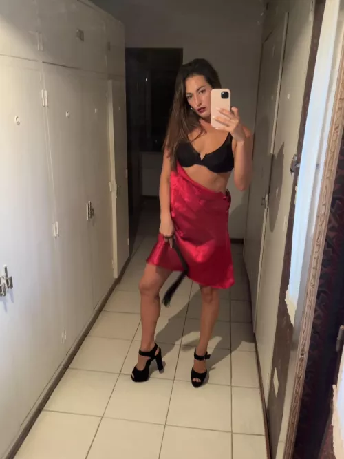 Only a queen could turn a sissy into a princess.🎀 by indianasworld