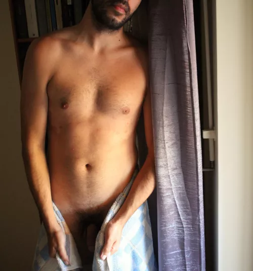 Only ancient Greek philosophy in sight by n4turi