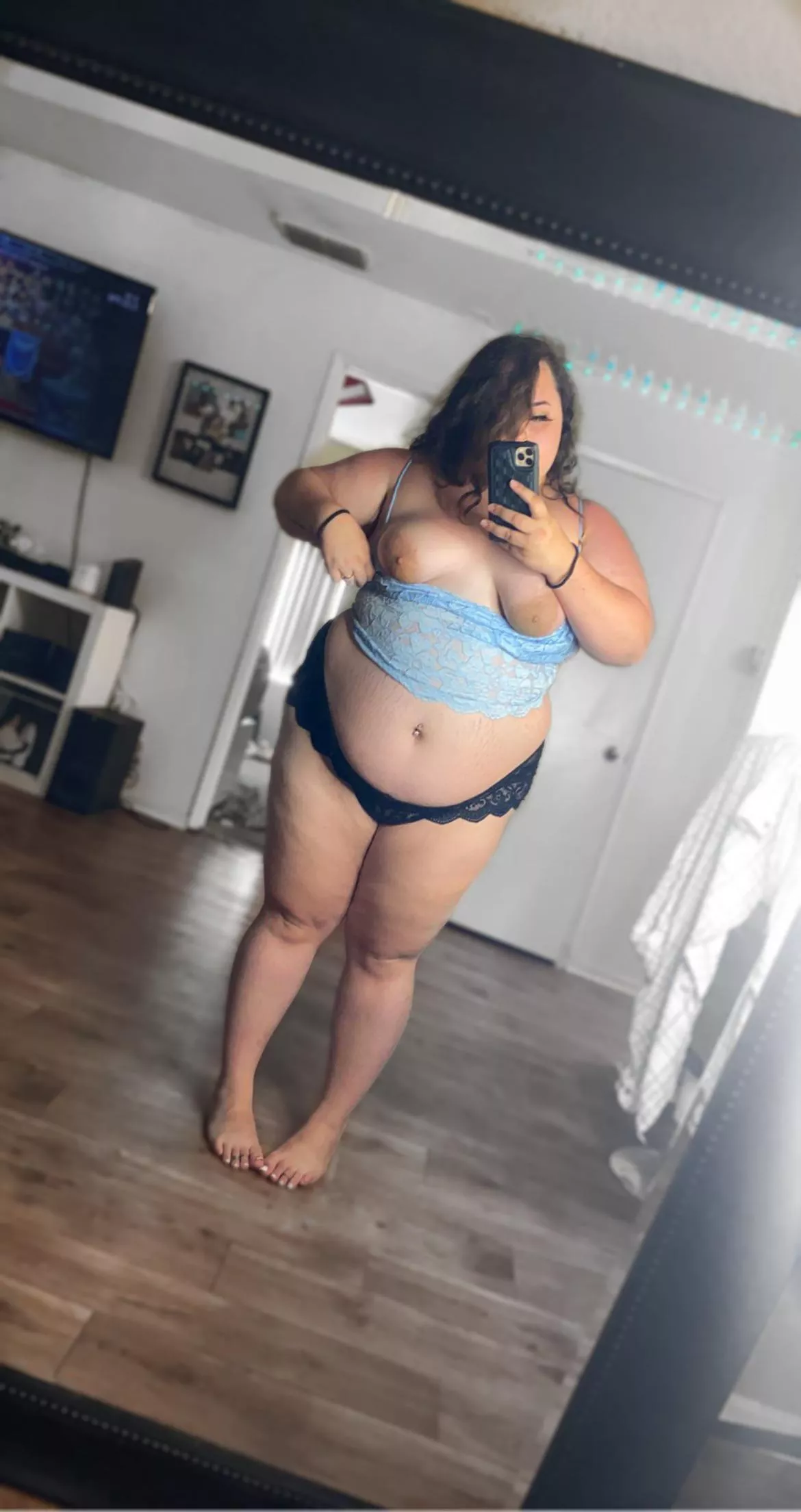 Only interact if you’d fuck me 😩😩🥴 posted by YummyAnaliyah