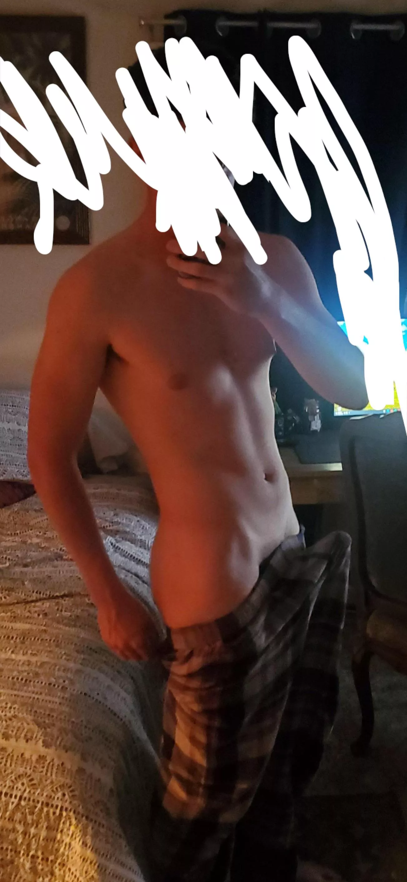 Only thin holding it up posted by Independent_Deal_676