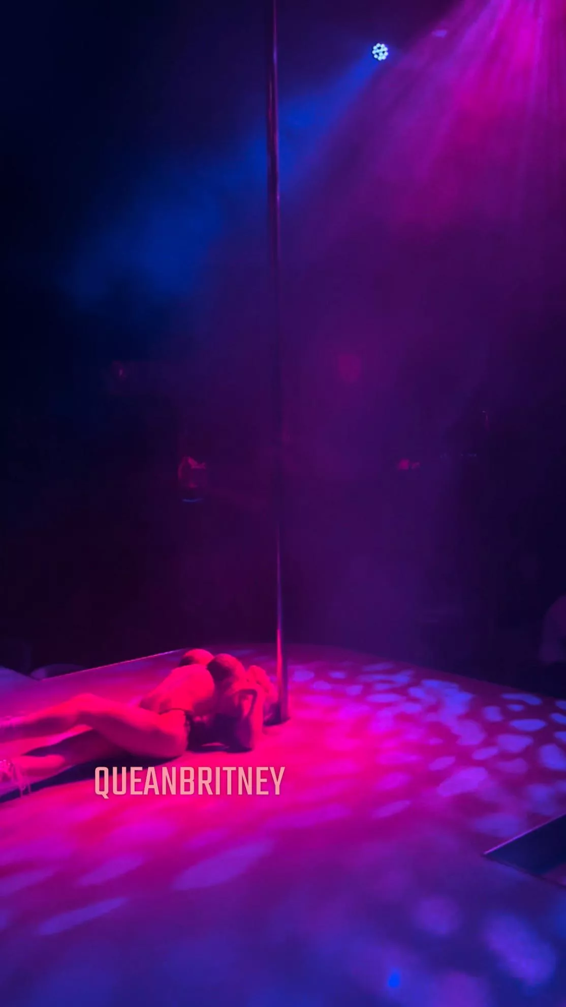 Oof🤤 posted by queanbritney