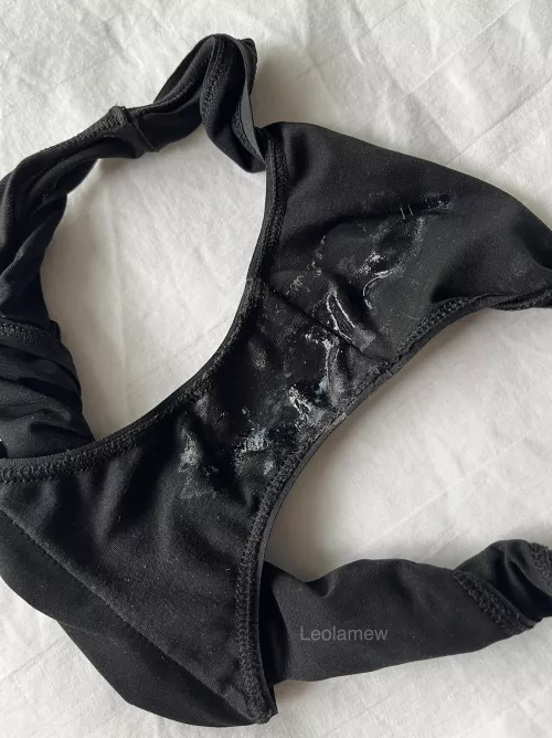 Oooooops by leolamew