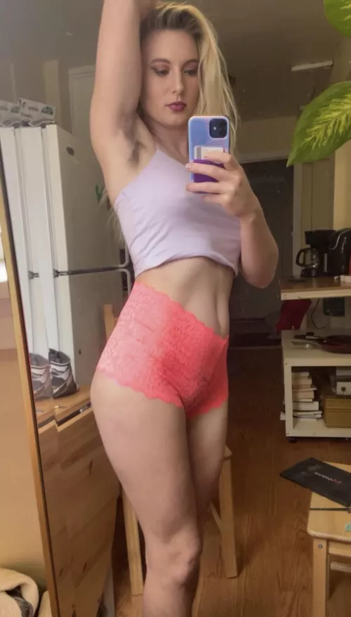 Ooops I forgot to shave by iceeebabyy