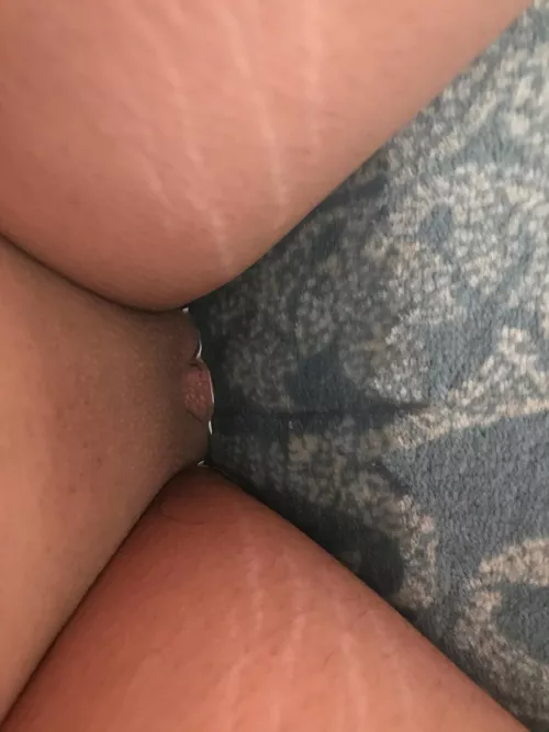 Oops hehe~ i had a bed wetting accident~ by Stupidgoonerbaby