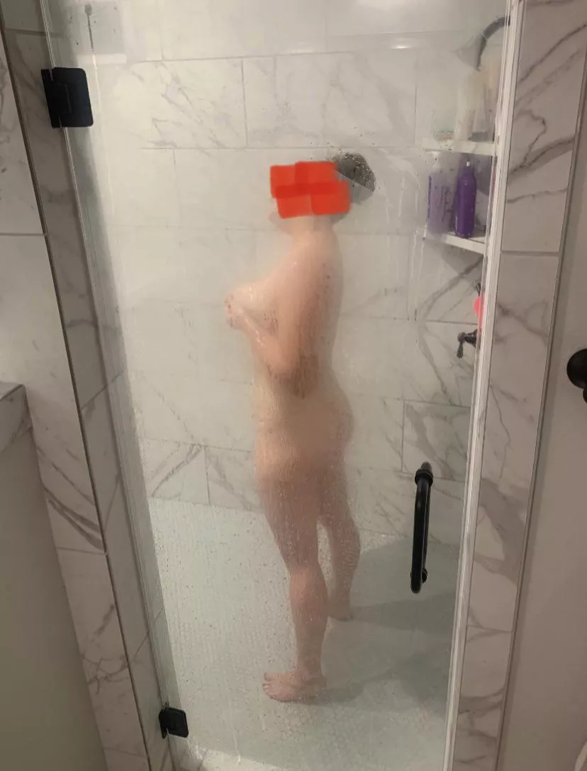 Oops I forgot to lock the door 😘 posted by ThatFunHouseWife