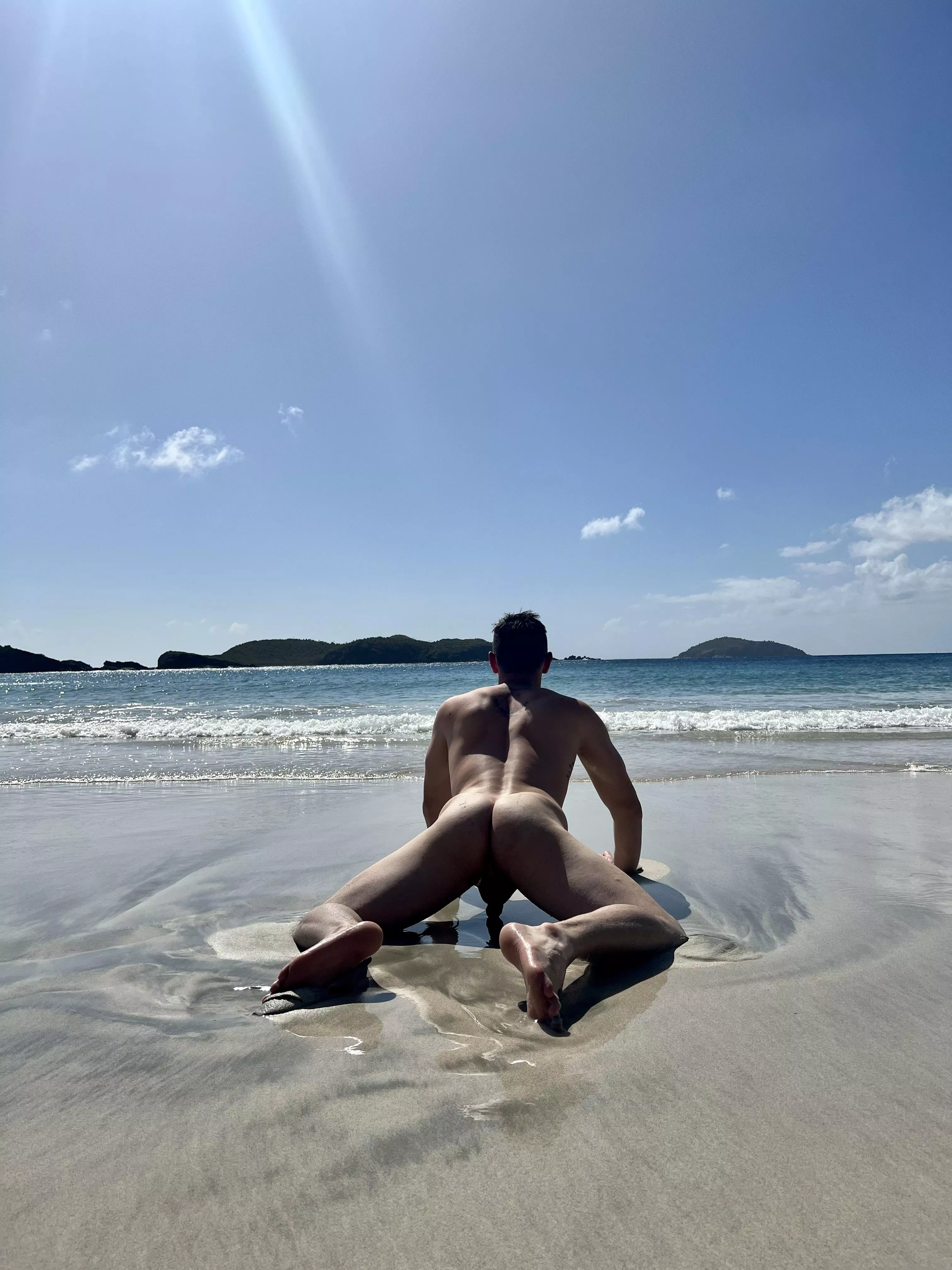 Oops I lost my suit posted by Gaypupvuur