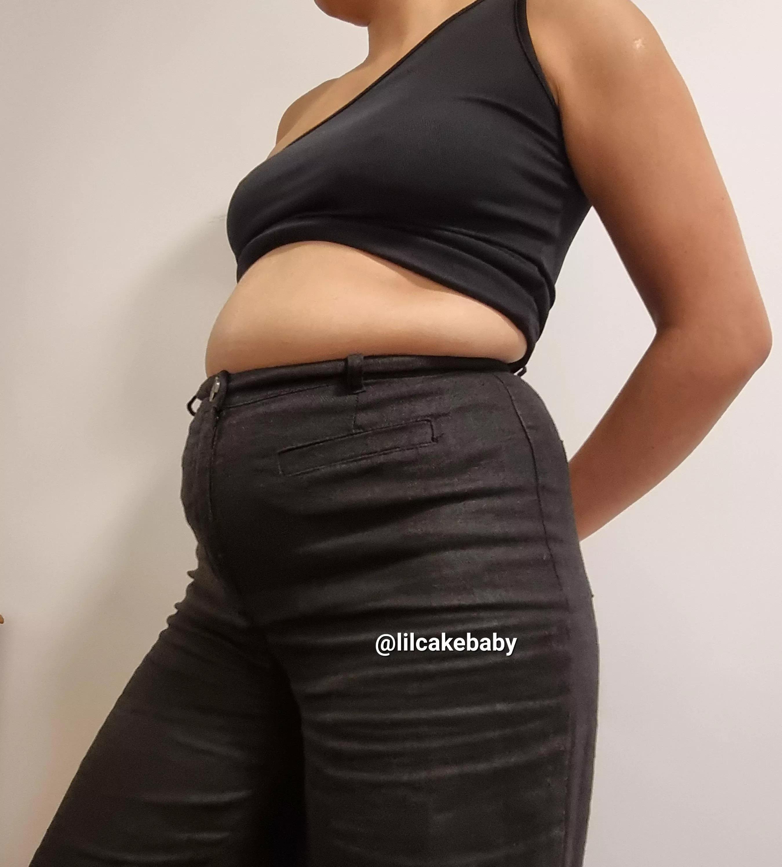 oops I overindulged again 😏 posted by lilcakebaby