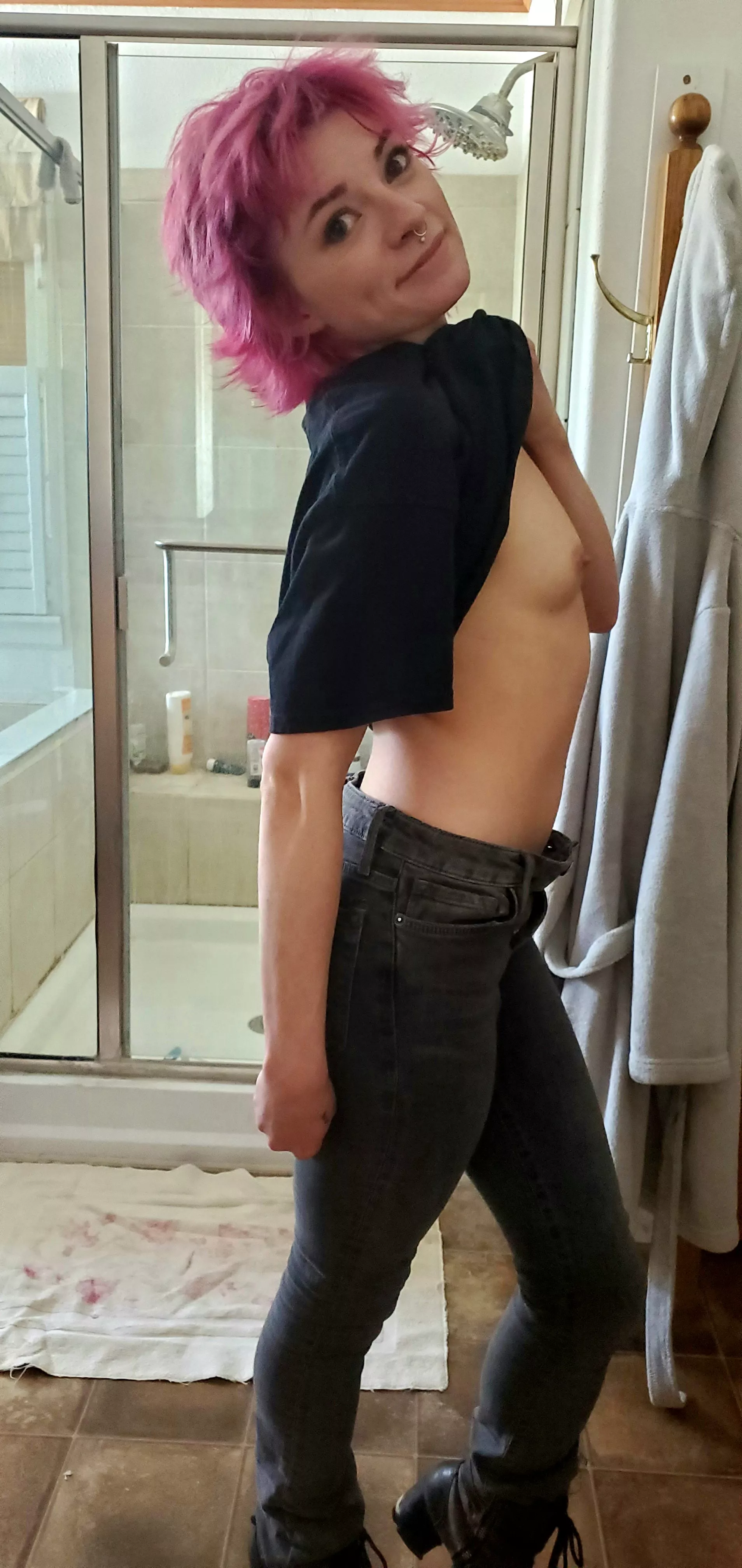 Oops where'd I leave my bra? posted by BabyBobRoss49