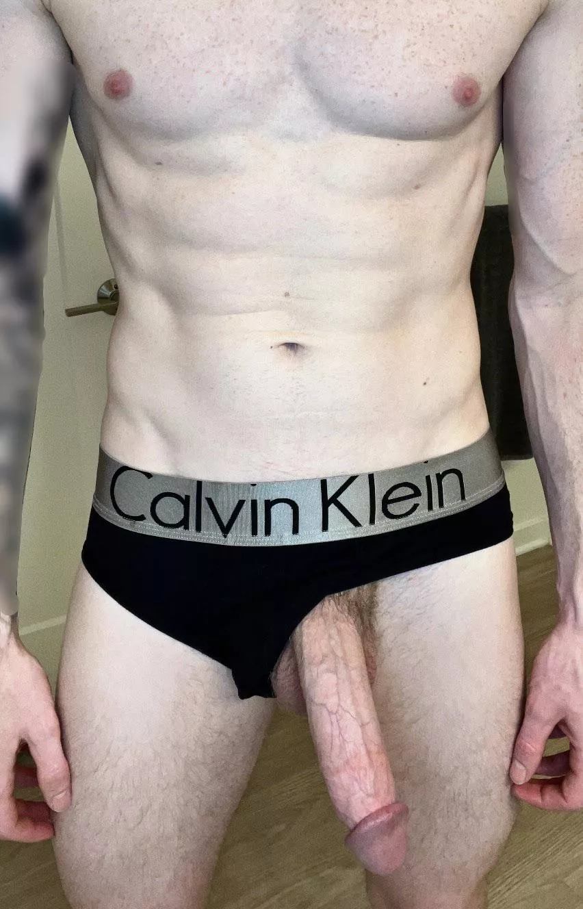 Oops … who can help me stuff this back in my undies? 🍆 posted by jakeryanxxx