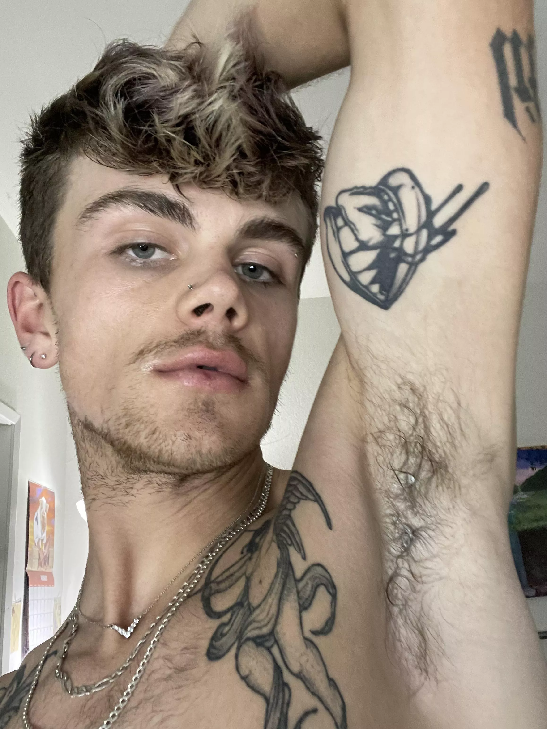 Open for business posted by aceheartbreak