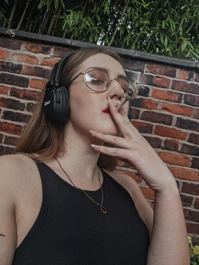 Open up my filthy little ashtray posted by minaharder