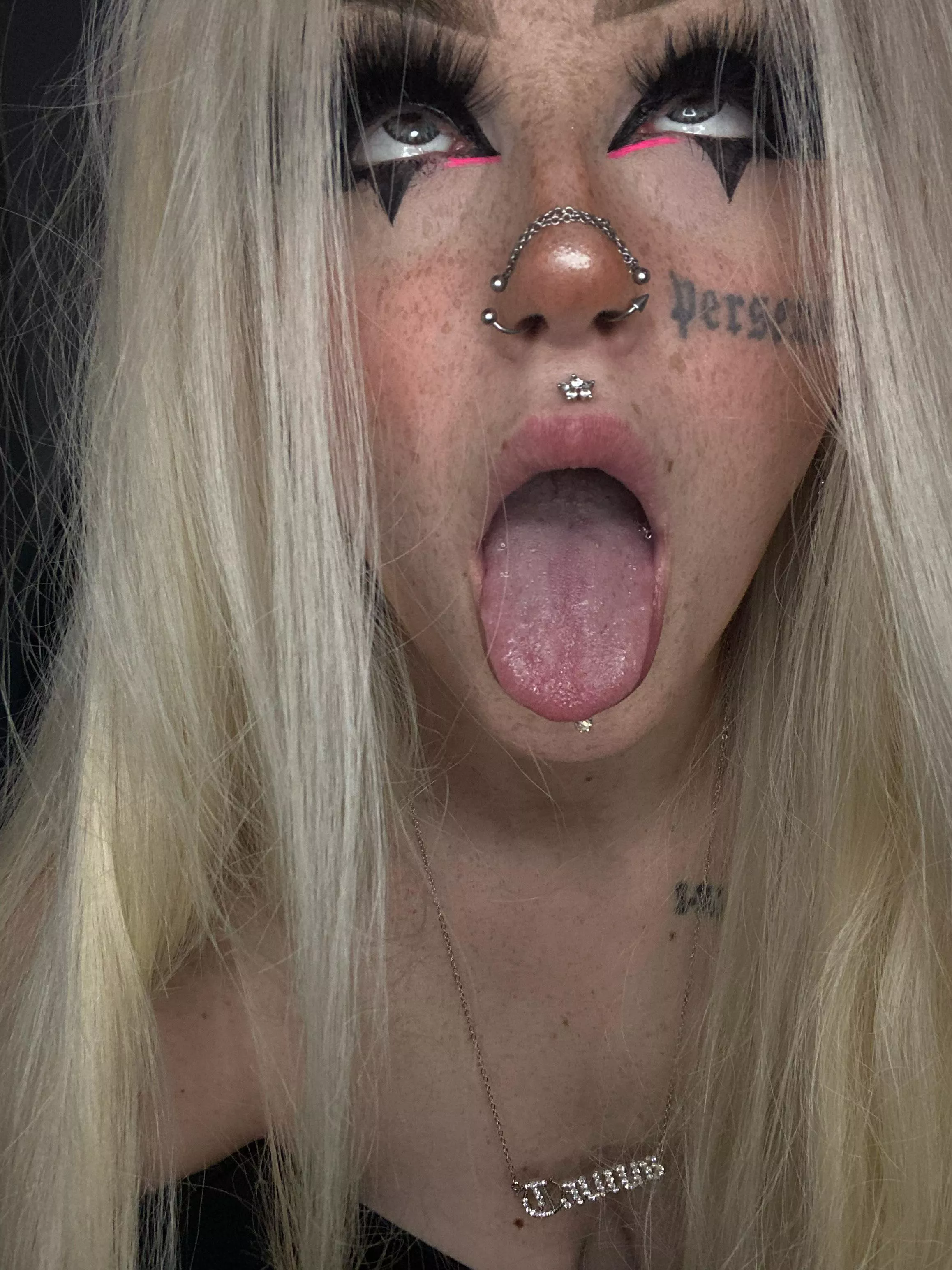 open wide 💦 posted by faeriefayedaily