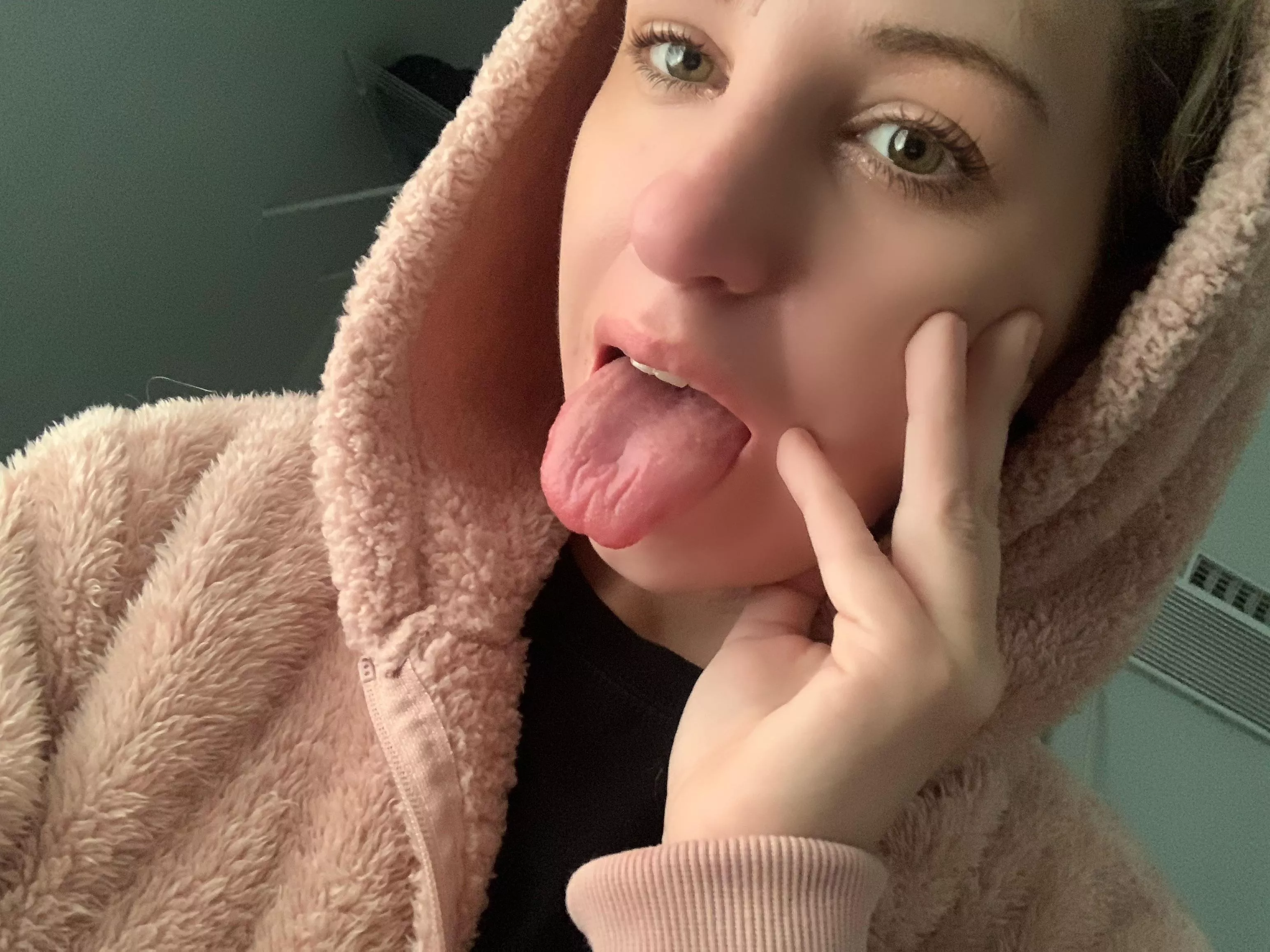 Opened up for entry baby posted by PantiePrincess300