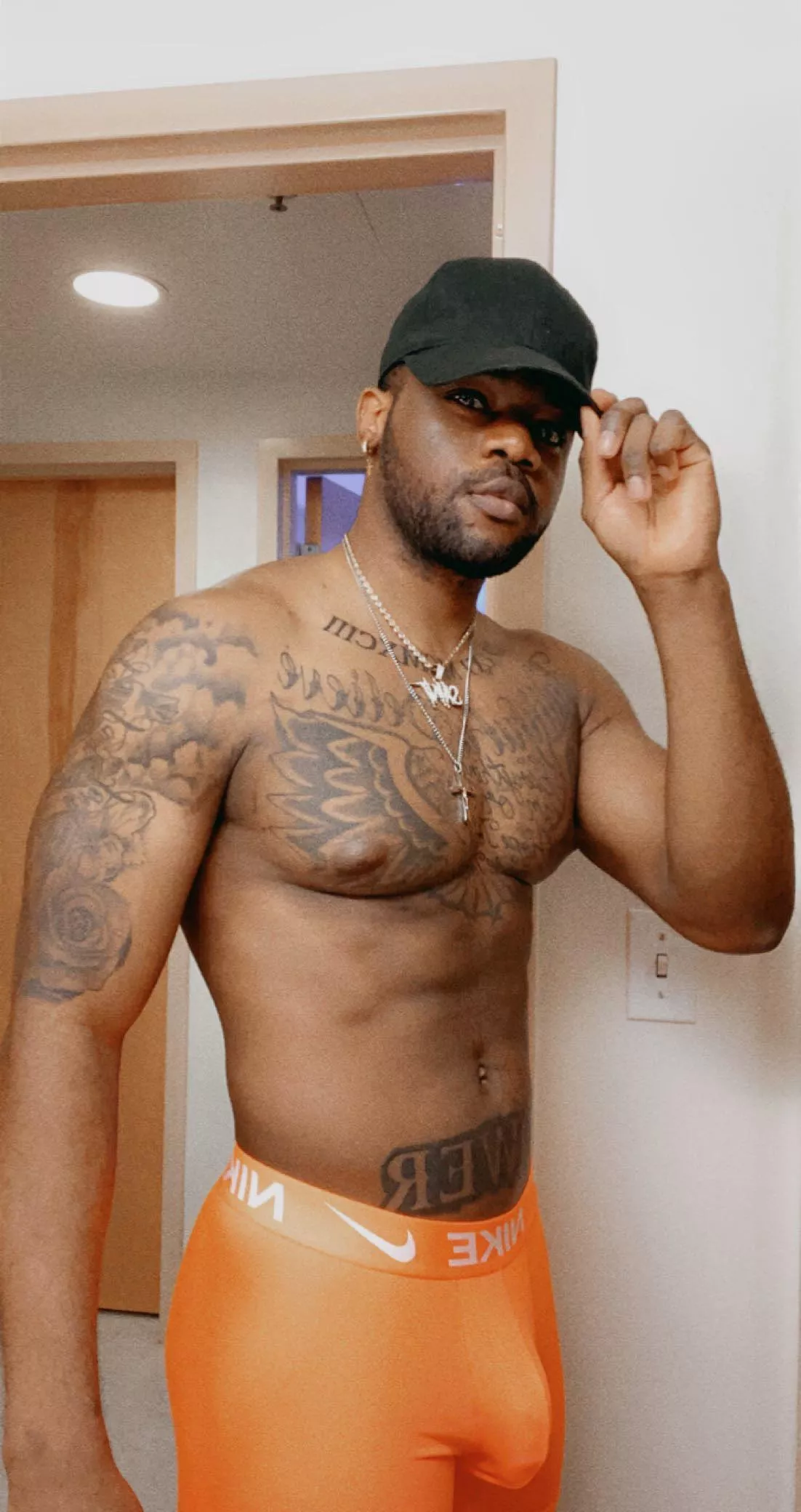 Orange definitely looks good! posted by iamglacier