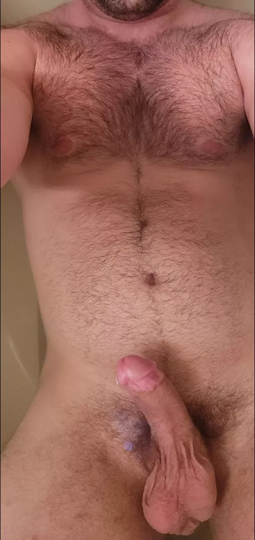 Otter in the water by luckyluc23