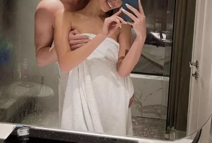 Our 1st round is just finished at bathroom. 😛 by Karen2000Ka