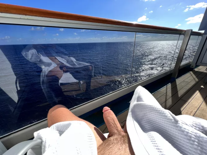 Out on the ship balcony by Jayyckk