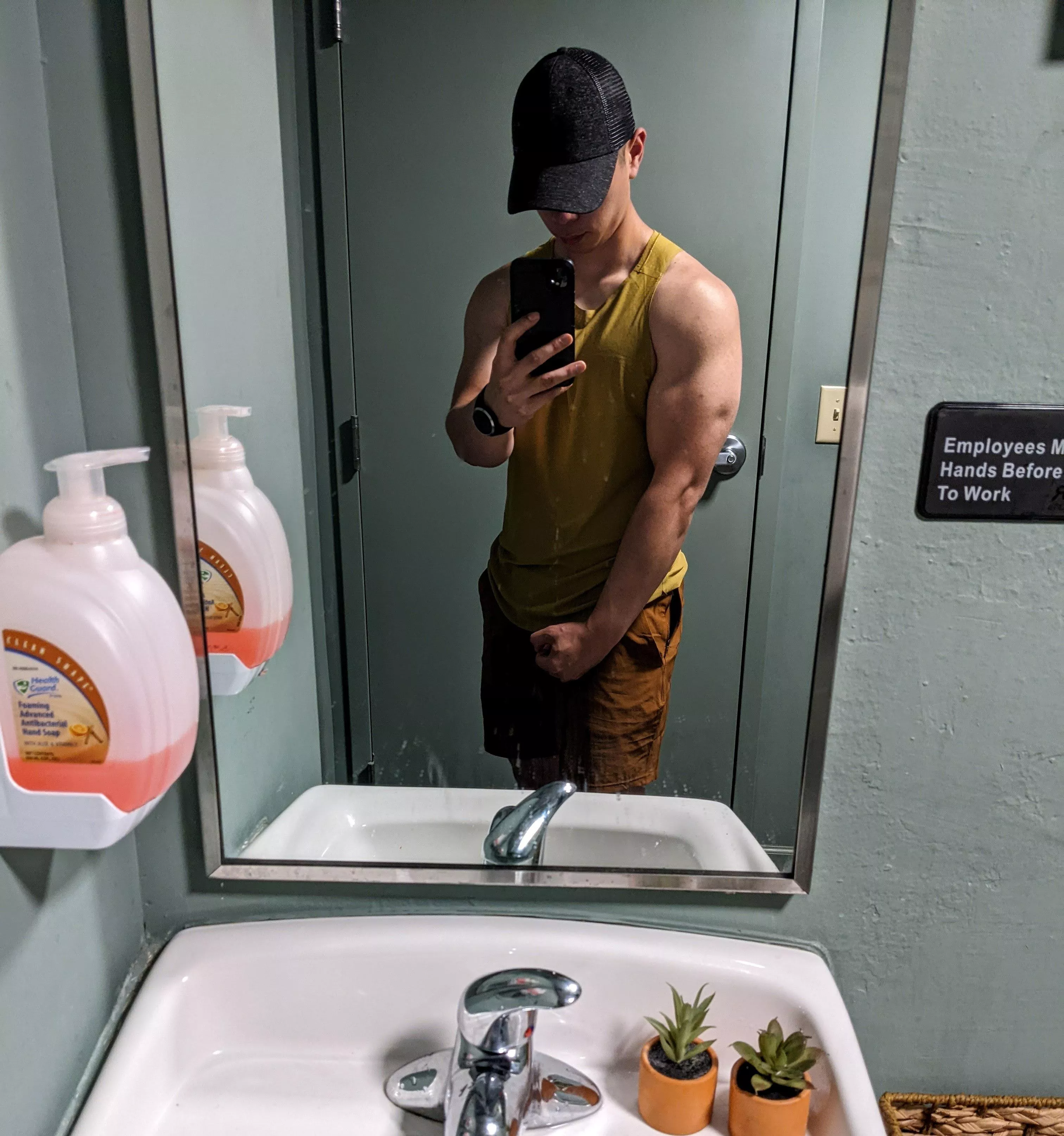 ☀️ out, 💪 out posted by SofaKingAsian