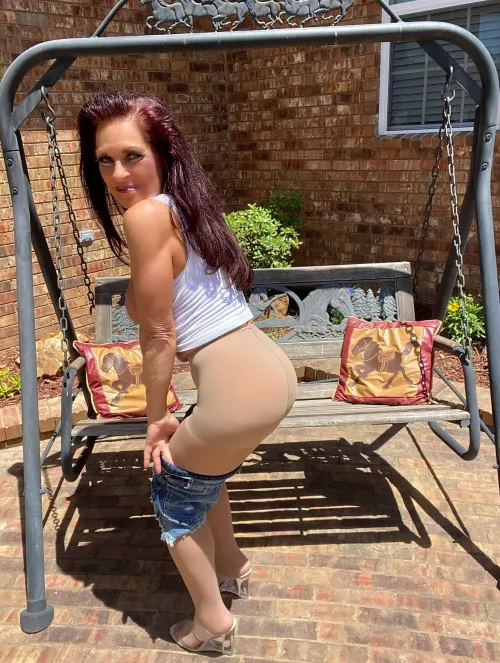 Outside for Hump Day with pantyhose!! 🍑 by sexy_inthecountry