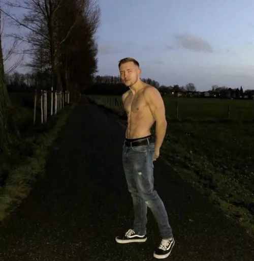 Outside the gym👄 by blondboyjan