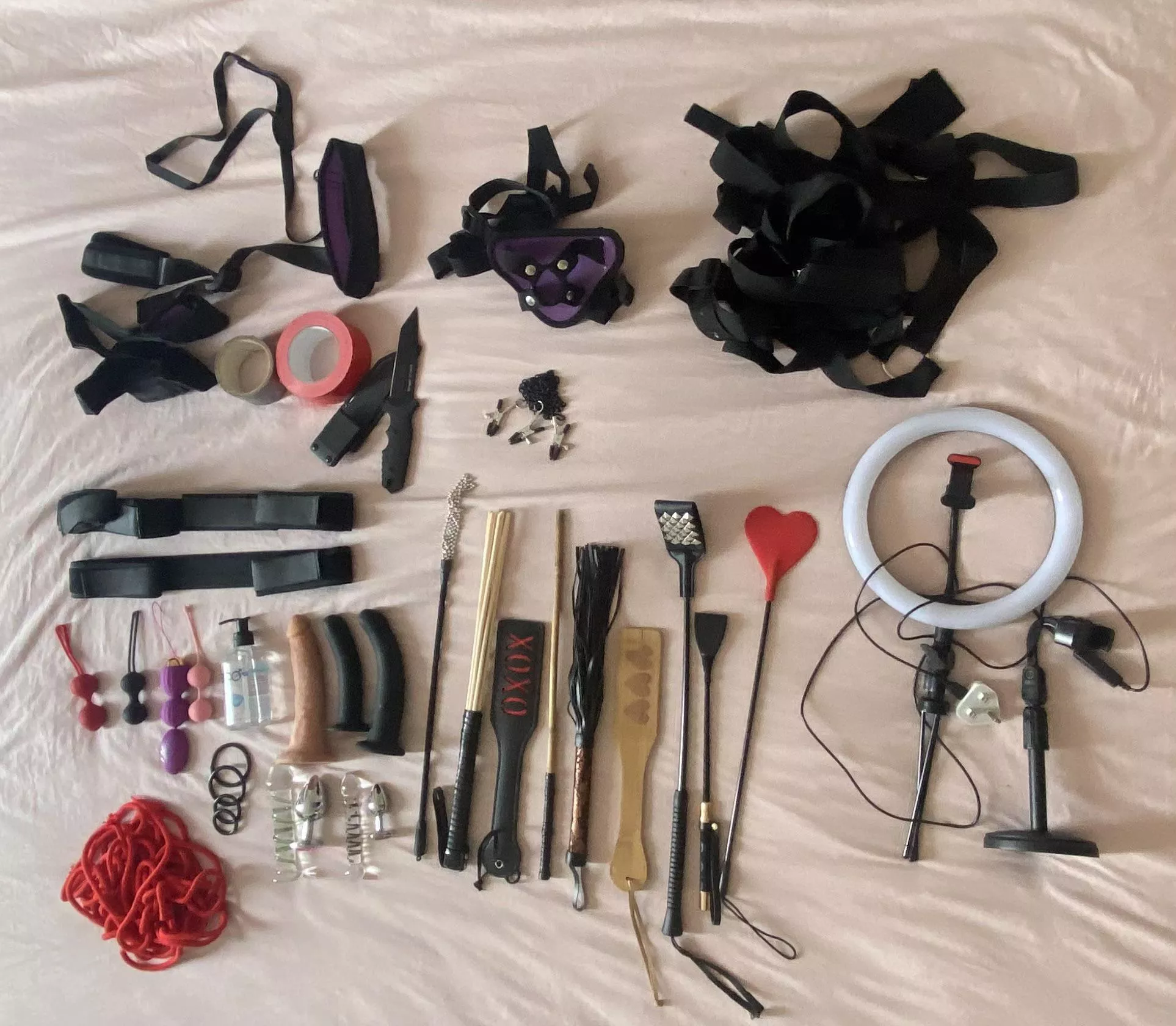 Packing for a fun weekend 😈 posted by 90sdisfan