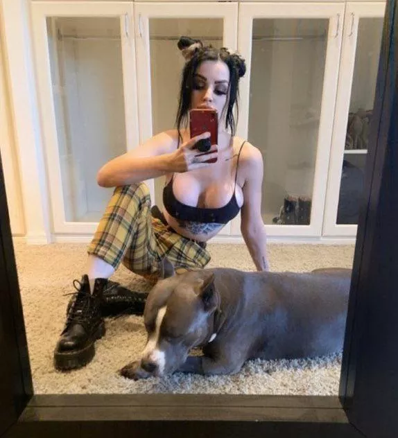 Paige posted by Same-Standard4463