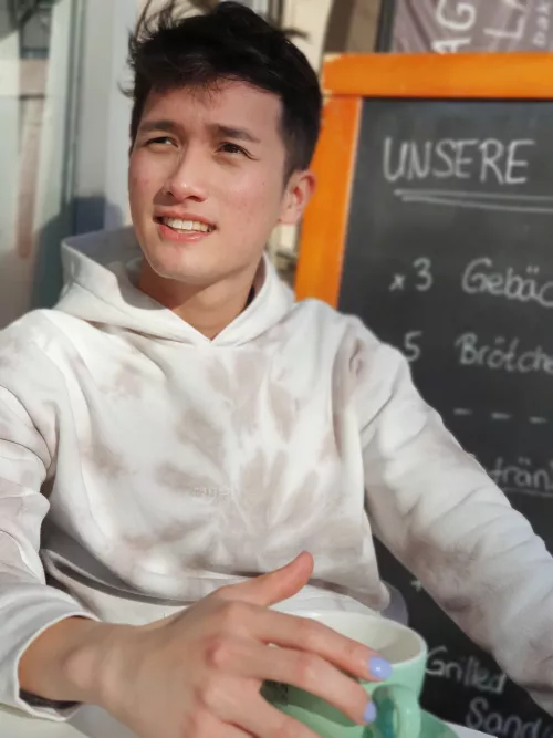 Painted my nails for the first time 💅 by jayhoejay