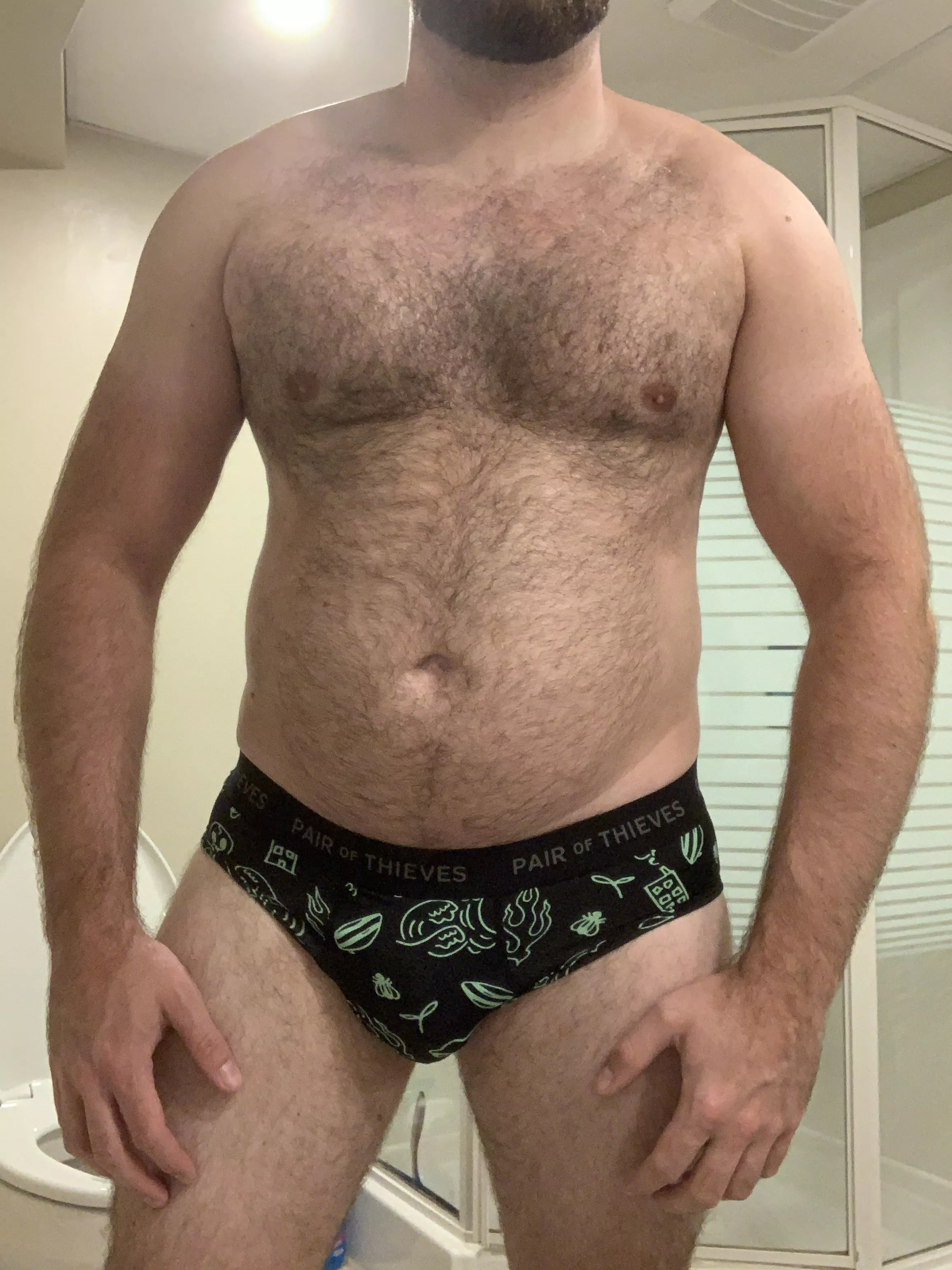 Pair of thieves posted by SteadyBuddy