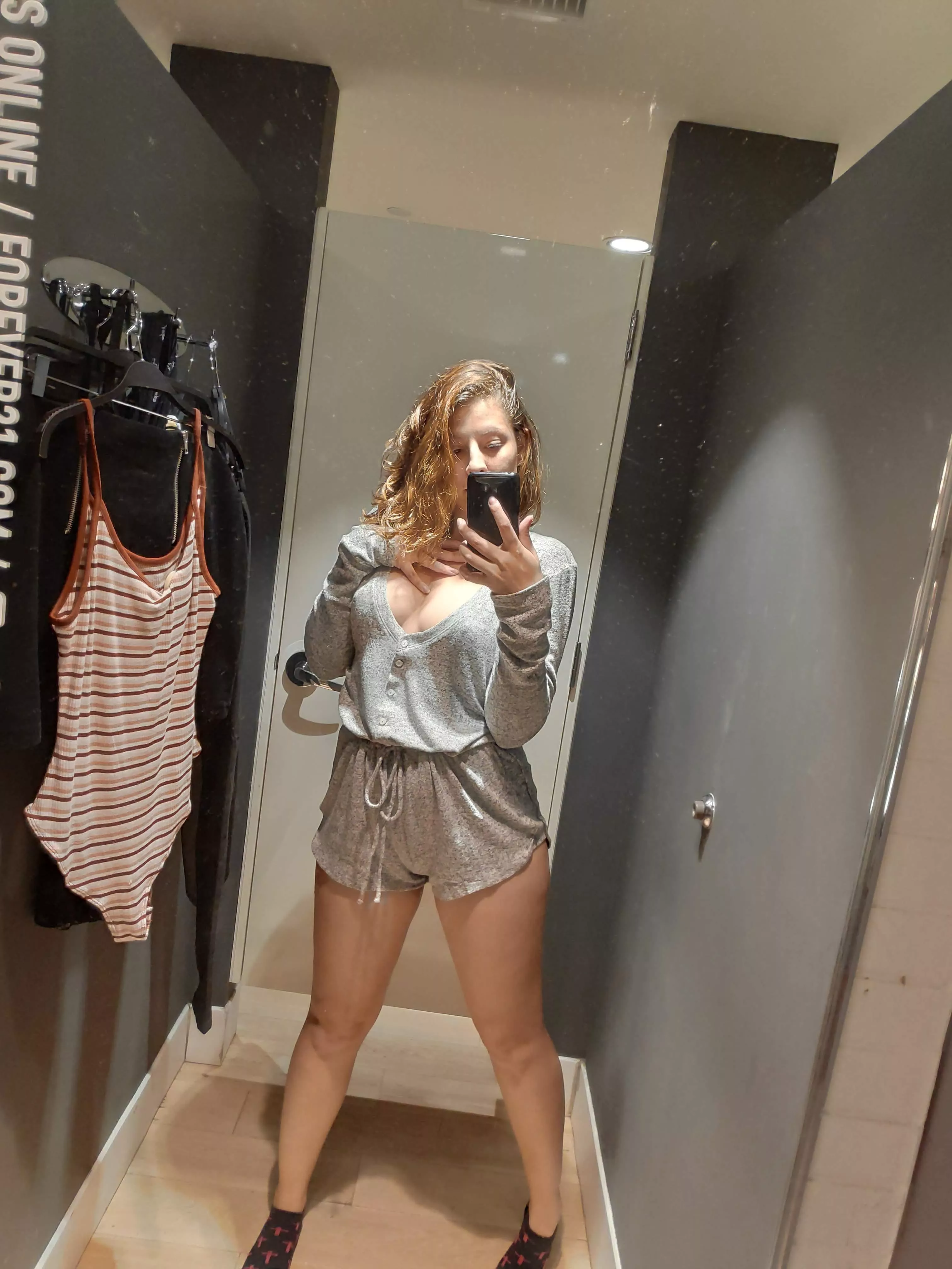 Pajamas are so easy to remove 😋💖 [OC][F] posted by Momo_Tama